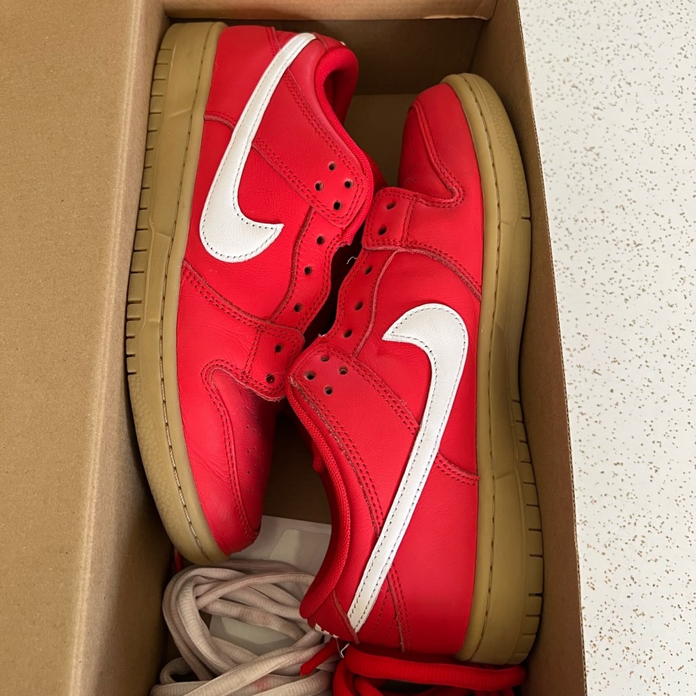 Nike SB Dunk Low Pro Sneakers